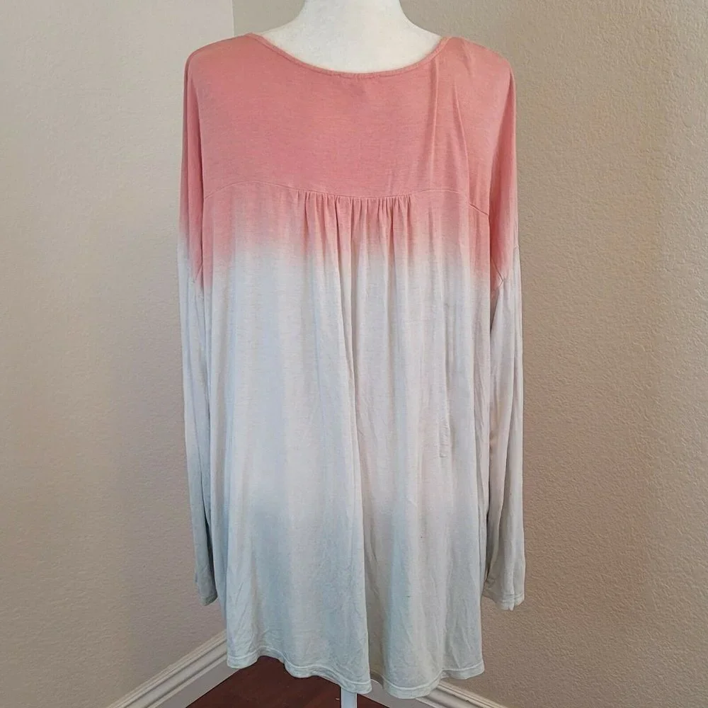 Como Blu Pink & White Ombre Two-Tone V-Neck Long Sleeve Tee Plus Size 3X - Picture 5 of 11